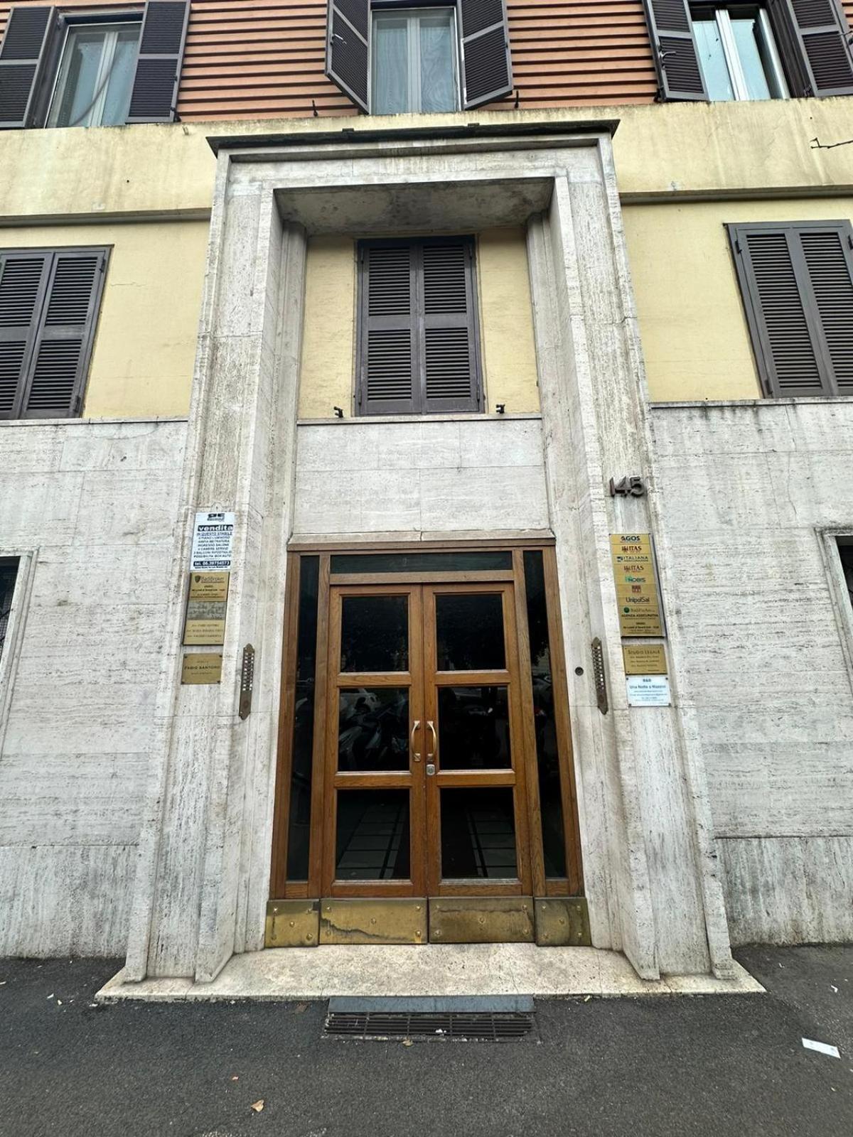 B&B Una Notte A Mazzini — Foto 1